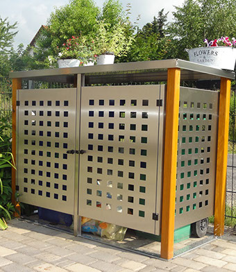 Selbst hergestellte Muelltonnenverkleidung