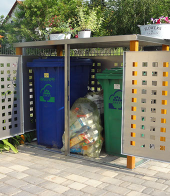 Selbst hergestellte Muelltonnenverkleidung